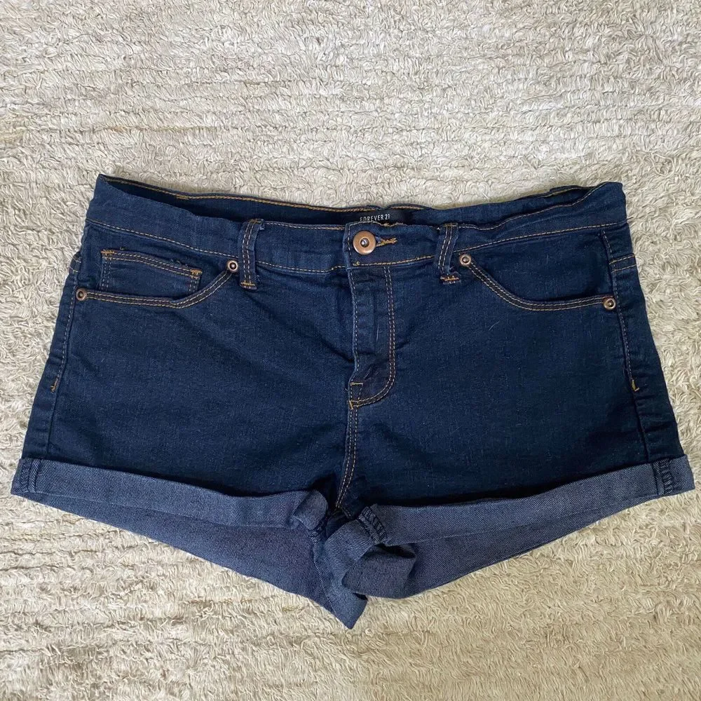 Forever 21 Jean Shorts Size 28
